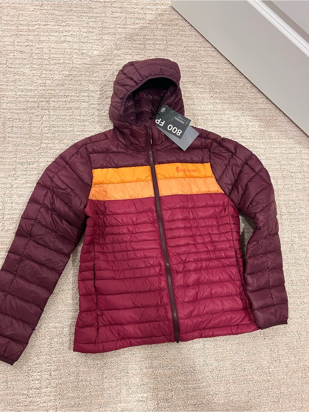 New Cotopaxi Women’s Fuego Down Insulated Hooded Jacket - BlackBerry and Jam